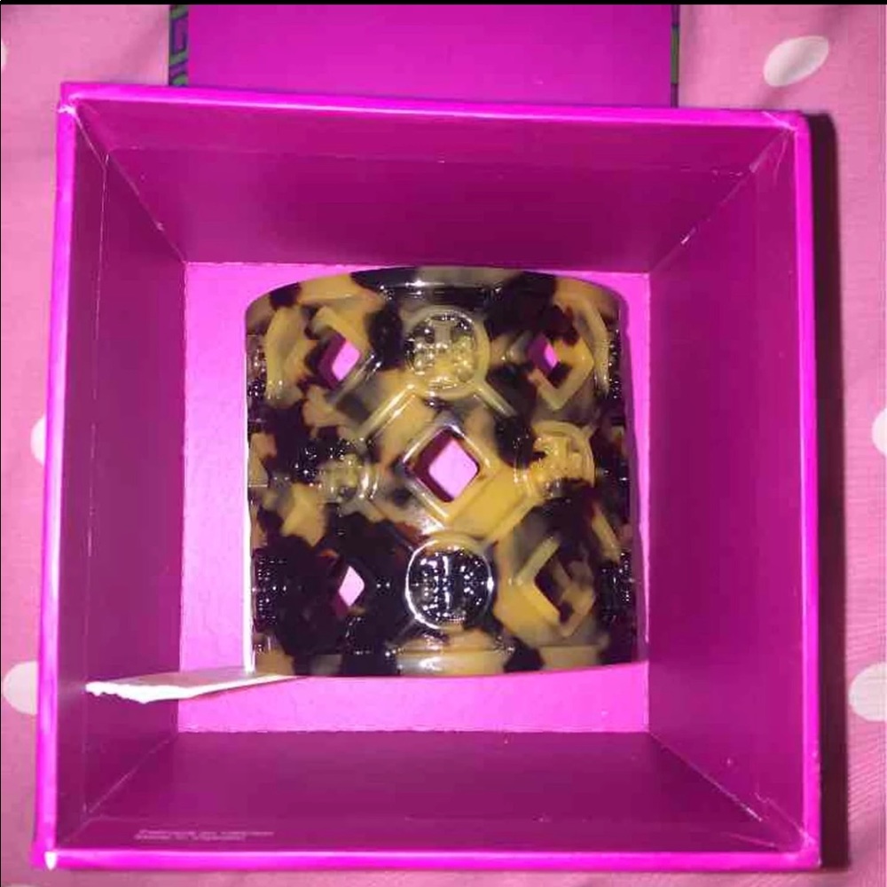 NWT Tory Burch cuff